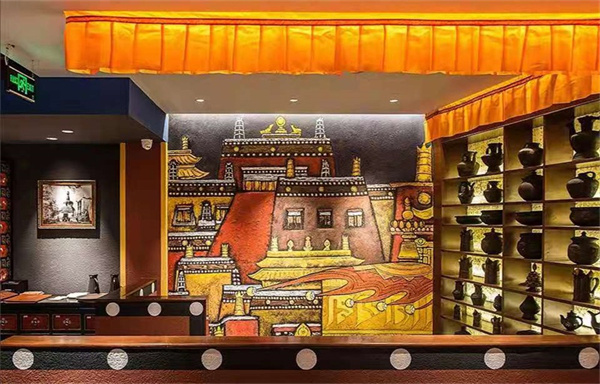 藏族文化彩绘展示